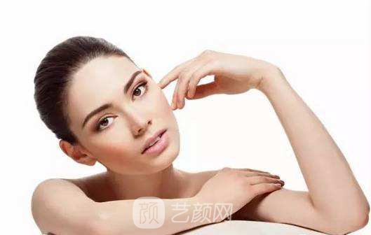 手臂吸脂，坐等夏天的到來