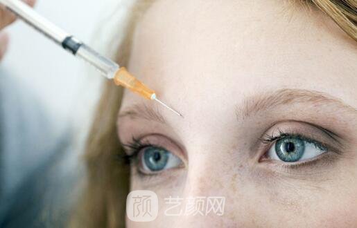 2019全新發(fā)布玻尿酸隆鼻手術(shù)價(jià)格