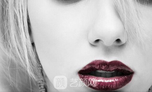 隆鼻果出來了朋友們都說好，大家如何看呢？