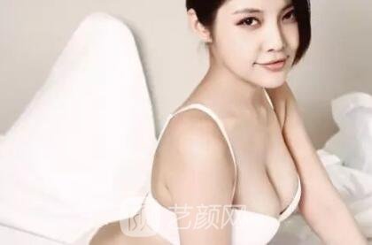 假體隆胸失敗修復(fù)時(shí)間：到底術(shù)后多久才能做修復(fù)？