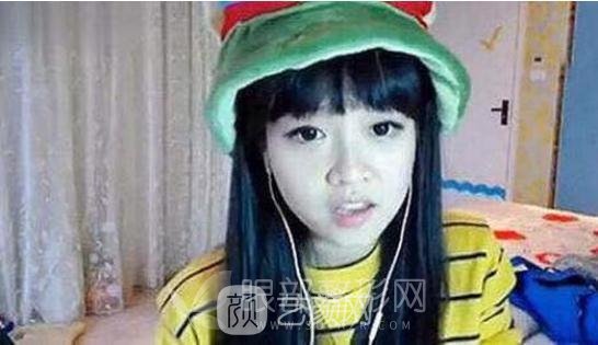 斗魚第一女主播馮提莫的進(jìn)化史：從素人到網(wǎng)紅！