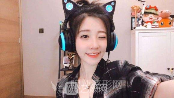 斗魚第一女主播馮提莫的進(jìn)化史：從素人到網(wǎng)紅！